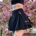 Schwarzer Gothic Cargo Rock für Damen