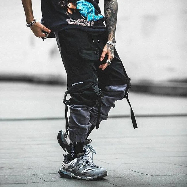 Schwarze Cargohose Herren mit Riemen