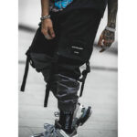 Schwarze Cargohose Herren mit Riemen