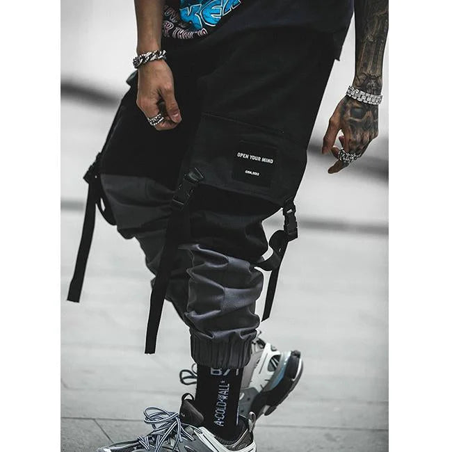 Schwarze Cargohose Herren mit Riemen