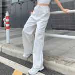 Weiße Twill Cargohose Damen Carrot Fit