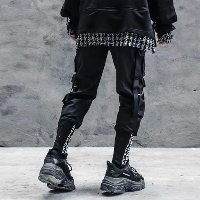 Cargo Jogger Herren mit Riemen in Schwarz