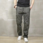 Weite Cargohose Herren Klassisch in Khaki