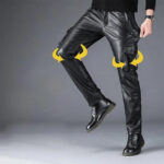 Schwarze Cargohose Herren in Lederoptik