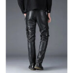 Schwarze Cargohose Herren in Lederoptik