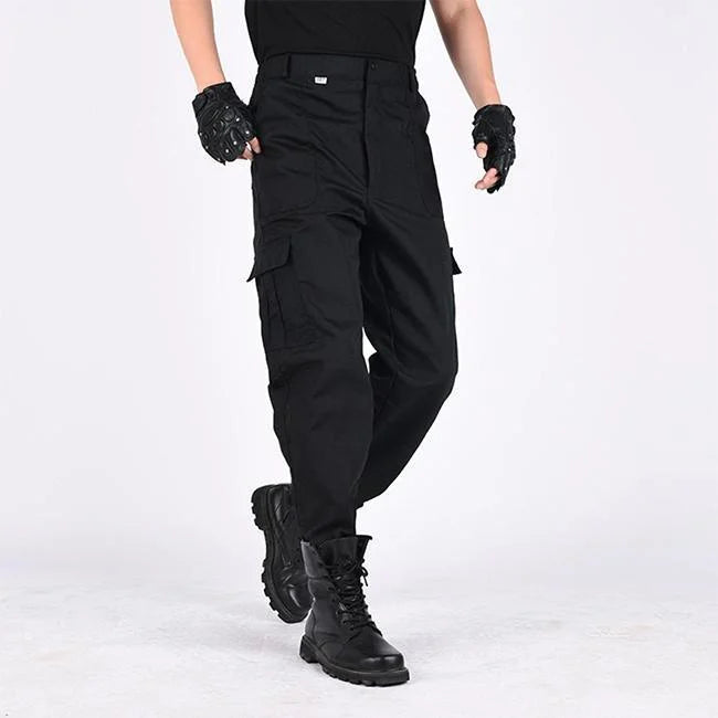 pantalon-noir-cargo-576.jpg Schwarze Cargohose Herren Darker Straight Fit