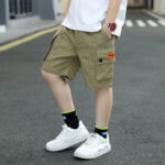 Kinder Cargo Shorts mit Taschen in Khaki