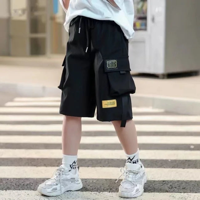 short-cargo-noir-enfant-235.jpg Schwarze Cargo Shorts Kinder
