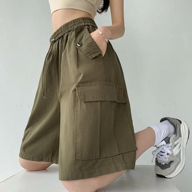Oversize Cargo Shorts Damen in Khaki